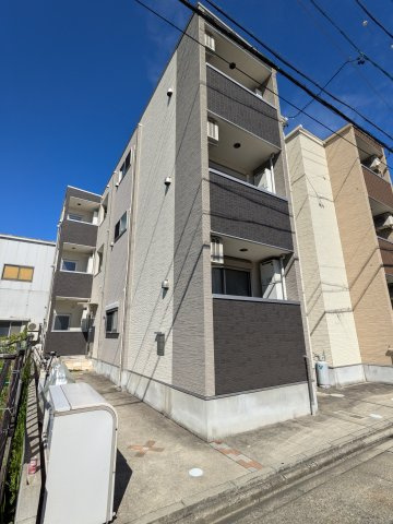 ハーモニーテラス上石川町の外観
