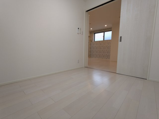 ハーモニーテラス上石川町の洋室