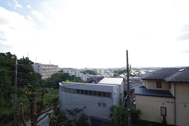 川崎市麻生区千代ケ丘７丁目の賃貸マンションの展望