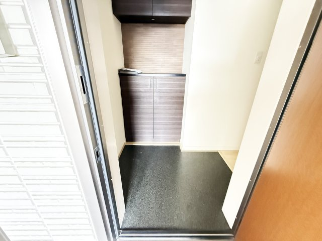 ルピナス・KⅢの玄関