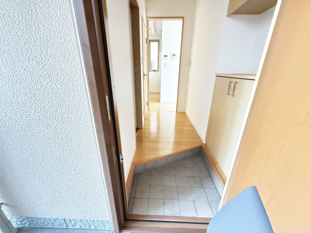 ダイヤメゾン B棟の玄関