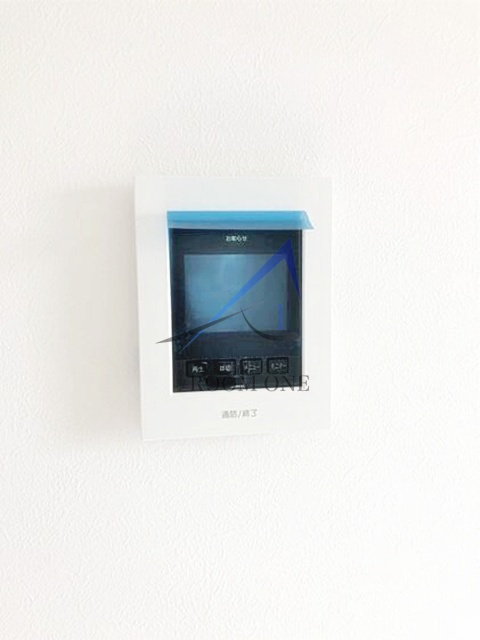 大山西町レジデンスのセキュリティ|モニター付きインターホンです。