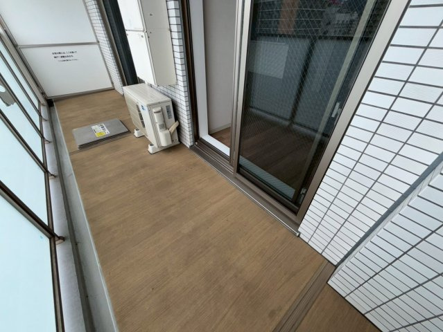 プレサンス　ＴＨＥ　神戸のバルコニー