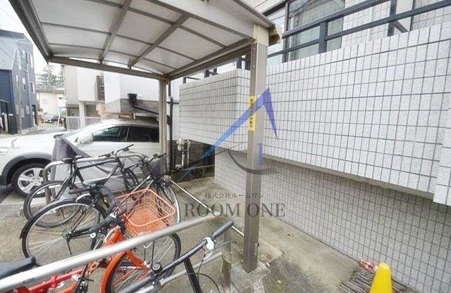 クレッシェンド三軒茶屋のその他共用部分|駐輪スペースです。