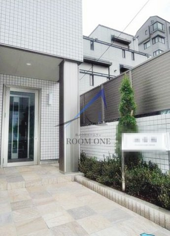 瑞雪館のエントランス|エントランスです。