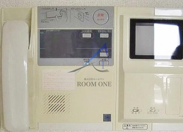 エクセリア代々木のセキュリティ|モニター付きインターホンです。