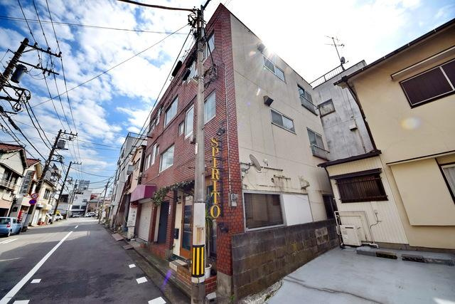 コーポ港の外観