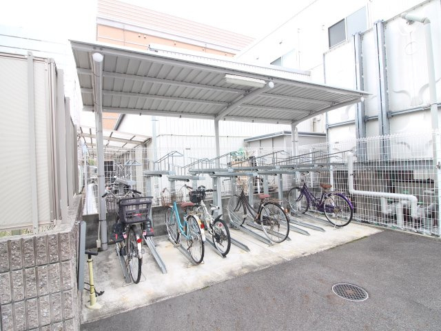 千波BLD.のその他共用部分|駐輪場