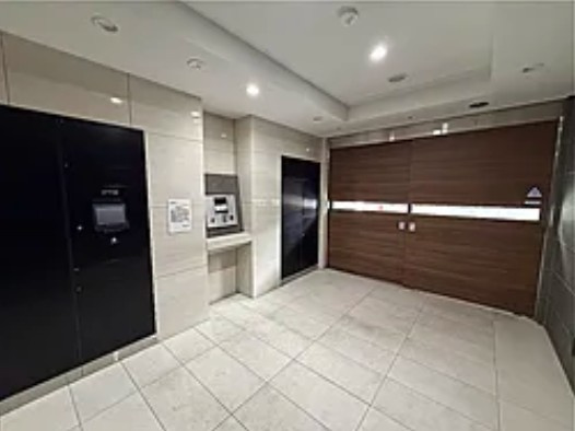 【その他共用部分】 | フェルクルールプレスト池袋WEST | 清潔感と歓迎感があるエントランスホールとなります。
