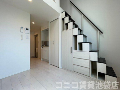 【居間・リビング】 | カトレア南長崎 | 別号室イメージの為、現状を優先致します。