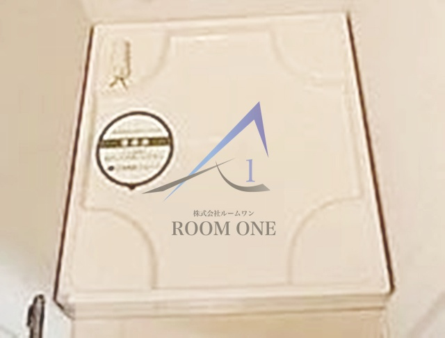 パレ・ホームズ高井戸東の設備|洗濯機置き場です。