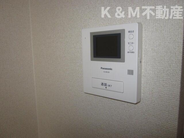 ファミーユ宮前Ａ棟のセキュリティ|女性でも安心のモニター付きイ… 