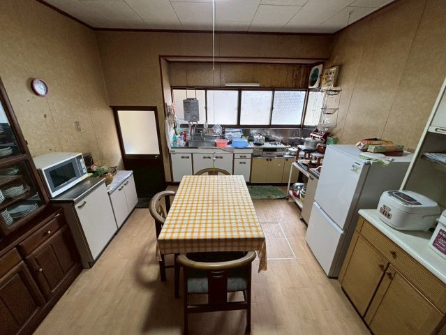常陸太田市下高倉町　中古戸建のキッチン
