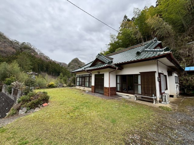 常陸太田市下高倉町　中古戸建
