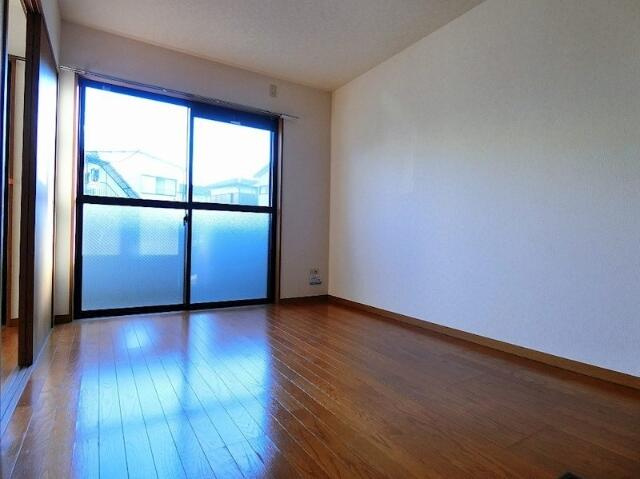 ＶＥＲＤＯＮＥ（ヴェルドーネ）の寝室