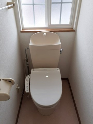 【トイレ】 | ソレアードメゾンＢ | 清潔感のあるトイレです