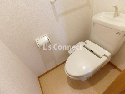 【トイレ】 | カレント | 温水洗浄便座付きのトイレ。