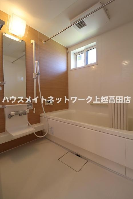 パーク・ビューの浴室|追焚機能付・１坪風呂