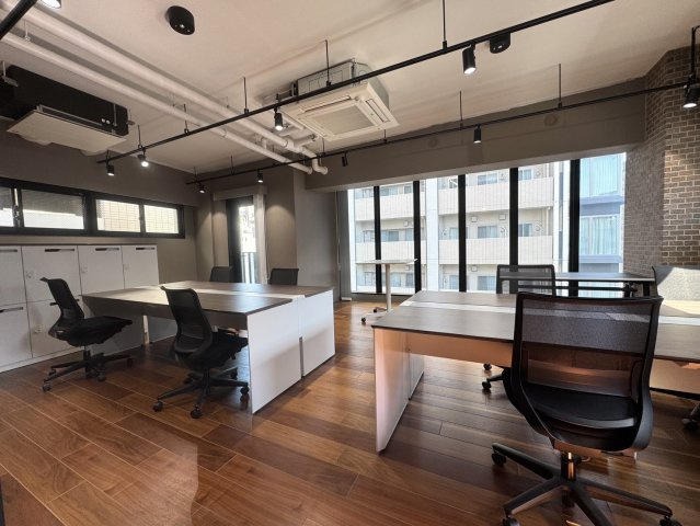 SNT八丁堀ビルの外観