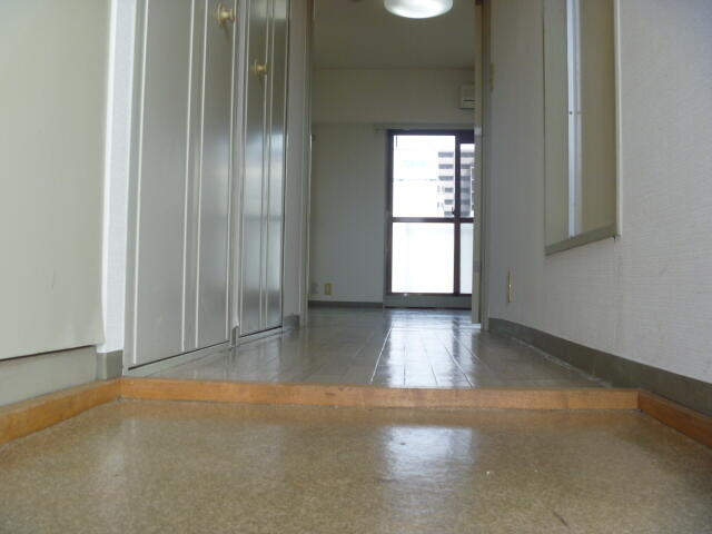 キャッスル北松戸の内装|廊下