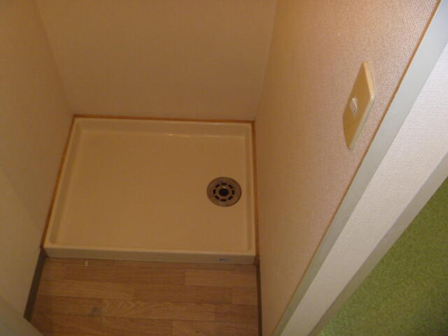 キャッスル北松戸の設備|洗濯機置場