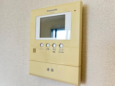 【内装】 | クレアトゥールＢ | カメラ付インターホン