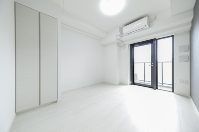 【居間・リビング】 | ルジュール神田須田町 | ※写真は同タイプ住戸です。