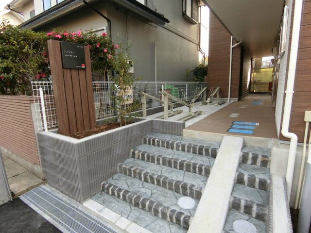 リブリ・ラシーナⅢのエントランス