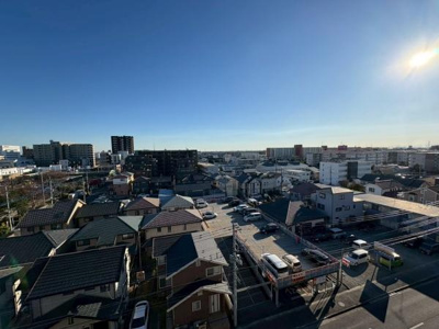 【その他】 | 【11日(土)・12日(日)見学可】サニーハイツせんげん台 | バルコニーからの眺めです。視界を塞ぐ建物もなく開放感あり♪
