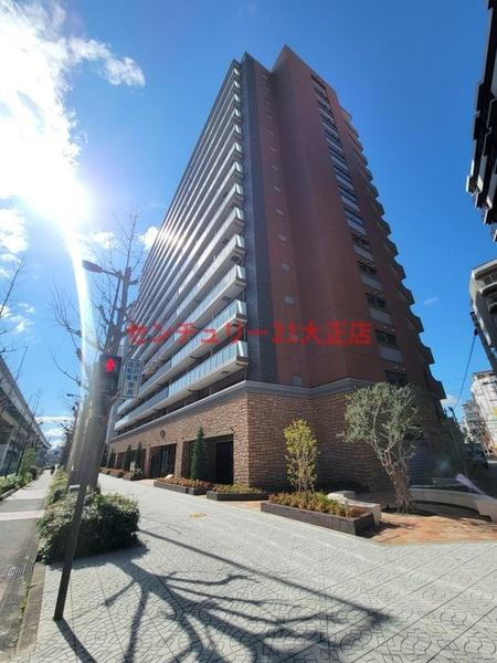 プレジオ弁天町の外観