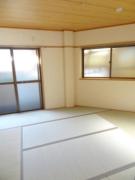 江川ビルの和室|★二面採光★