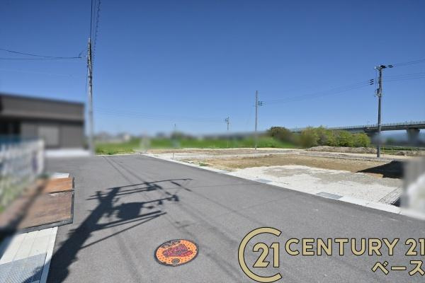 リーブルガーデン黒田 ５号棟 ／新築一戸建の前面道路含む現地写真|■現地撮影写真■閑静な住宅地で穏やかな暮らしをスタート！