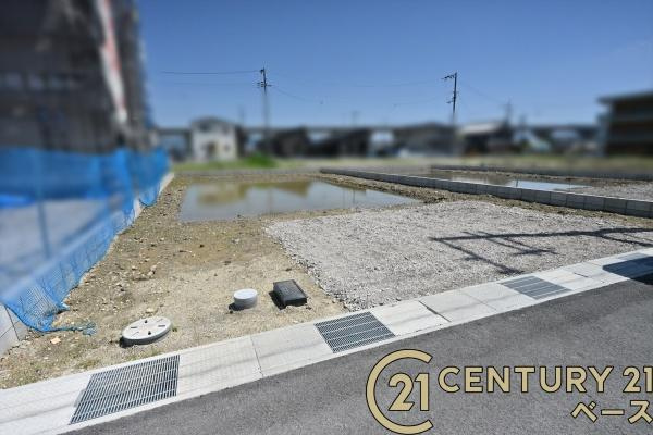 リーブルガーデン黒田 ２号棟 ／新築一戸建のその他|■現地撮影写真■こちらは２号棟です！

■耐震等級３の地震に強安心の邸宅！雨で汚れを洗い流してくれるセルフクリーニング機能付き外壁！お気軽にお問い合わせください！■