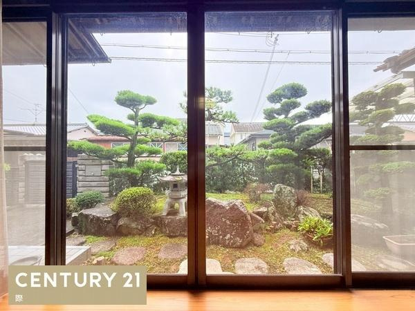 和歌山市小倉　中古戸建の庭