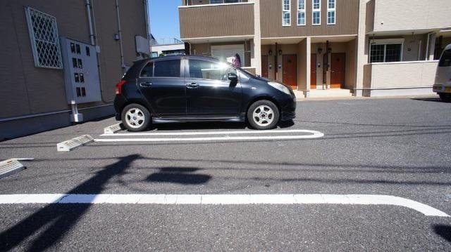 ブローテ　Ｂの駐車場