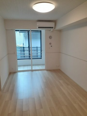 アヴニールＤの居間・リビング