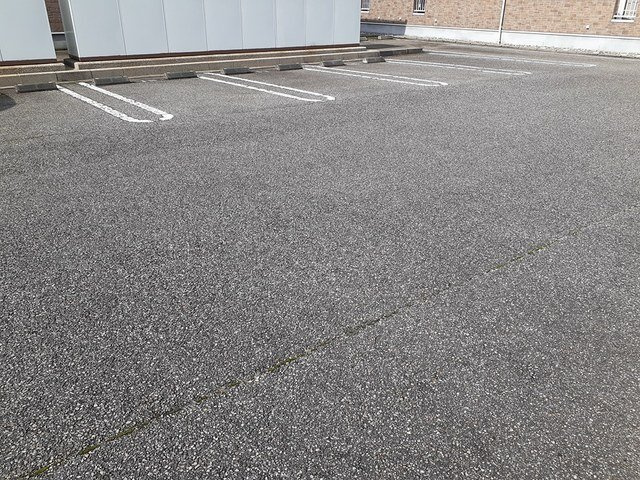 エプリース　Ⅲの駐車場