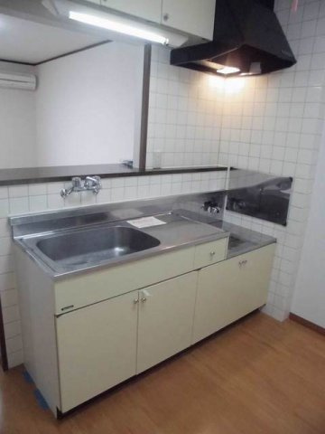 ロイヤルパレス村松ⅡＢのキッチン