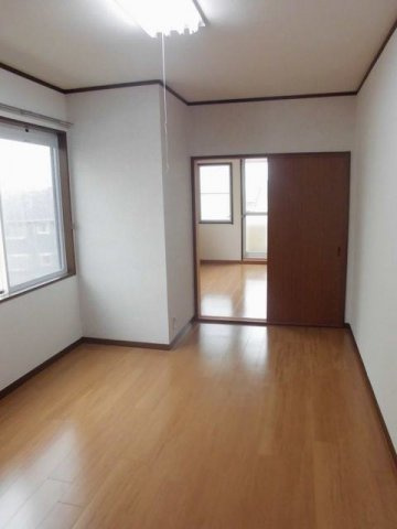 ロイヤルパレス村松ⅡＢのその他