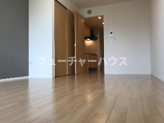 オルセー（Orsay）の居間・リビング|洋室
