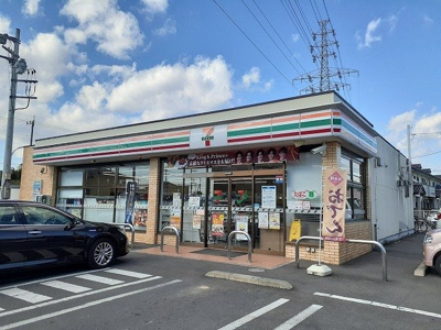 【周辺】 | ポポラーレ | セブンイレブン鶴田三の沢店まで650m