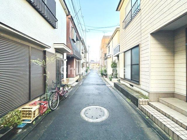 江戸川区南小岩1丁目中古住宅の前面道路含む現地写真|全面道路