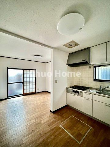 江戸川区南小岩1丁目中古住宅のキッチン|ダイニングキッチン
