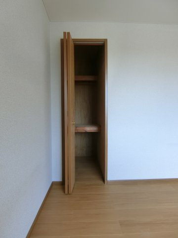 マイルドオークⅡの収納|イメージ101号室の写真