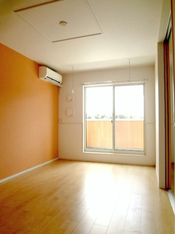 ドリームハイツＤの居間・リビング