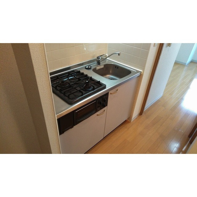 メゾンドロゼのキッチン|きれいなキッチンです