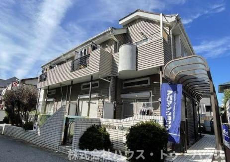 ジュネパレス塚本の外観