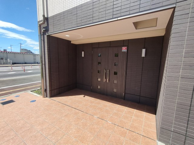 Lumetoのエントランス|エントランスです