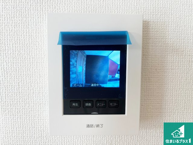 姫路市広畑区清水町　第1期　新築一戸建ての防犯設備|カラーモニターインターホン！声だけでなく来訪者の姿や顔がモニターで確認できるので、小さなお子様がいらっしゃるご家庭でも安心できます！