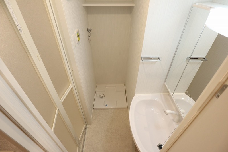 ラ・シック　サヴォイ　14階の洗面所|別号室のものです。現状優先になります。